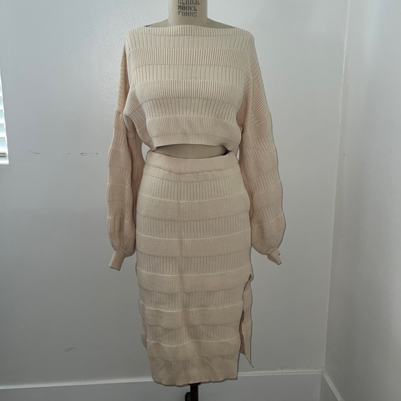 RoseDress High Waist Slit Long Sleeve Cropped Sweater Two Piece Dress Sz Small! - Picture 3 of 11